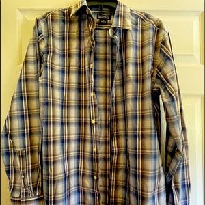 Michael KORS  Mens dress shirt. Button down. Medium